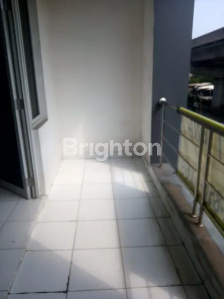 image RUKO SEWA PINGGIR JALAN BESAR (7)