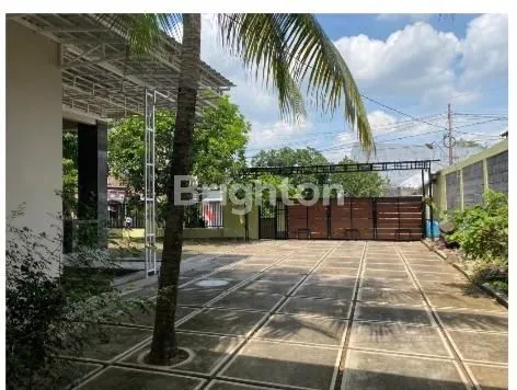image RUMAH MEWAH COZY DAN HALAMAN LUAS DI DALAM KOTA SEMARANG (2)