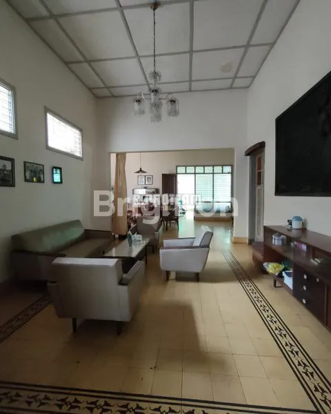 image RUMAH STRATEGIS KOLONIAL GUNUNG-GUNUNG MALANG (5)