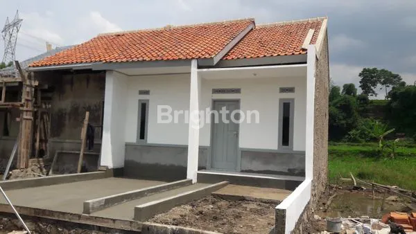 image TINGGAL 4 UNIT LAGI RUMAH GRIYA ASRI MARGAHURIP BANJARAN KABUPATEN BANDUNG (4)