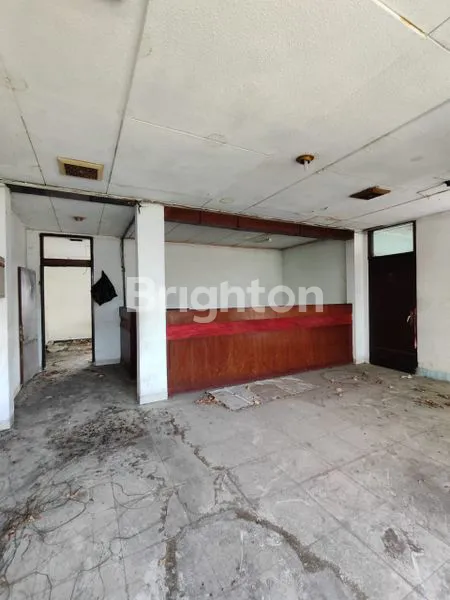 image GEDUNG DAN LAHAN DI JALAN SUDIRMAN BANDUNG (7)