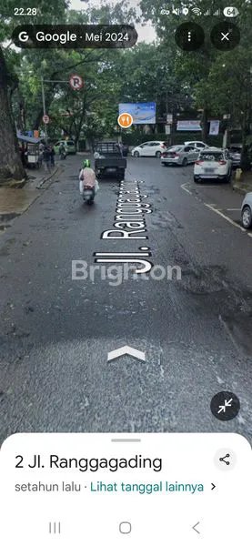 image BANGUNAN USAHA BERBENTUK RUMAH DENGAN LOKASI SANGAT STRATEGIS, COCOK UNTUK RUMAH MAKAN, OUTLET, ASRAMA/RUMAH KOS (TERDAPAT 14 KAMAR) (6)