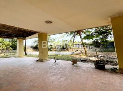image RUMAH BESAR DI TAPOS  DEPOK – 12 KAMAR + CARPORT 8 MOBIL (7)
