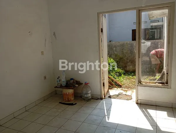 image RUMAH STANDARD DI PADMA SERPONG (7)