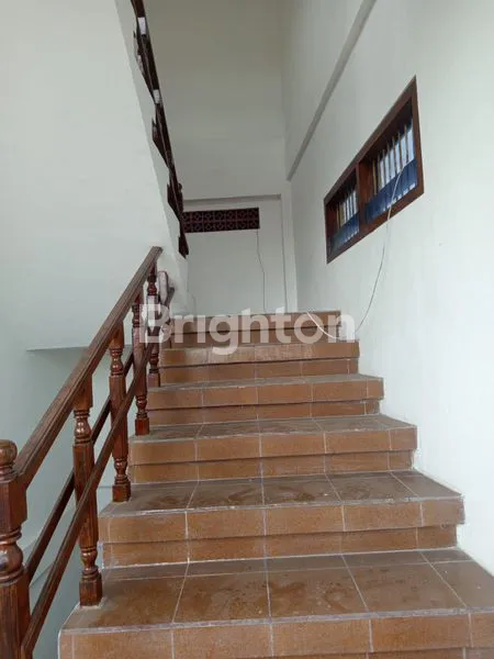 image RUKO 3 LANTAI PREMIUM DI JALAN STRATEGIS DENPASAR BARAT (7)