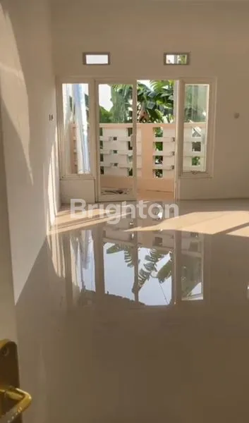 image RUMAH MANGUNHARJO TEMBALANG (2)