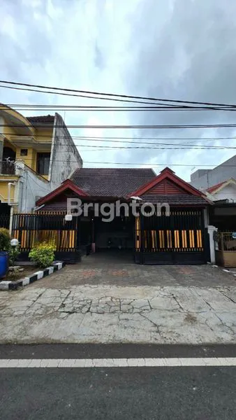 image RUMAH LOKASI STRATEGIS DI AREA SUNGAI2 KOTA MALANG (1)