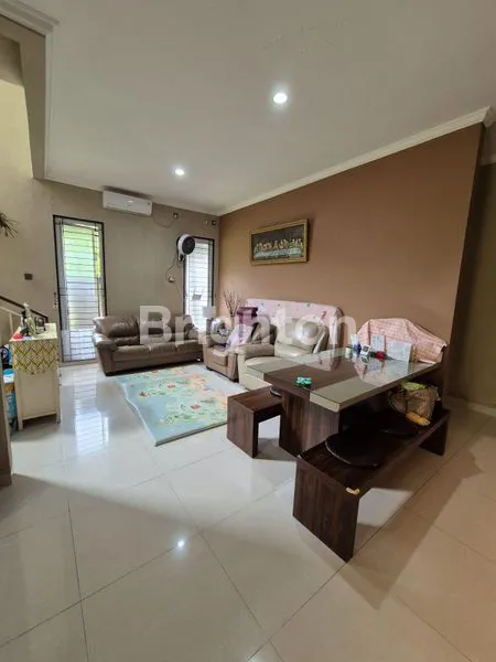 image RUMAH DI KENCANA LOKA BSD CITY TANGERANG SELATAN (3)
