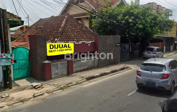 image RUMAH LAMA SECOND LT 112 M2 PINGGIR JALAN TEUKU UMAR (1)