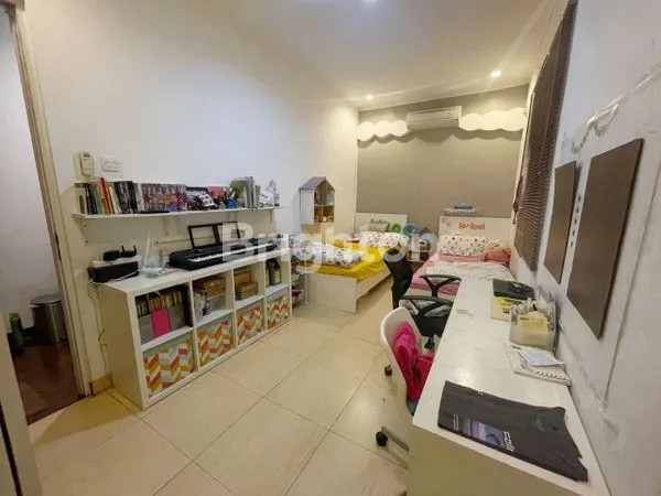 image RUMAH HOOK MODERN 2 LANTAI DI SARUA VIEW - DEKAT BSD & STASIUN (6)