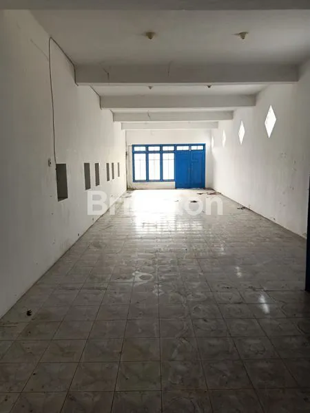 image RUKO 3 LANTAI PLUS WALET DI PUSAT KOTA SOLO, SHM (2)