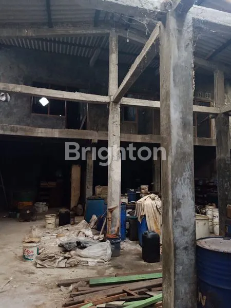 image RUKO 3 LANTAI PLUS WALET DI PUSAT KOTA SOLO, SHM (5)