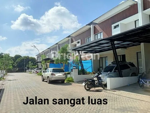 image RUMAH MEWAH CITRALAND MEGAH (2)