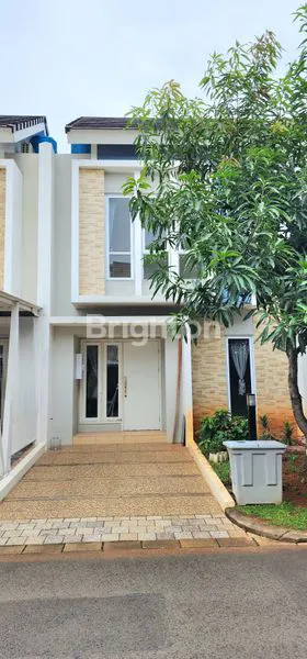 image RUMAH SUMMARECON DI GADING SERPONG  (1)