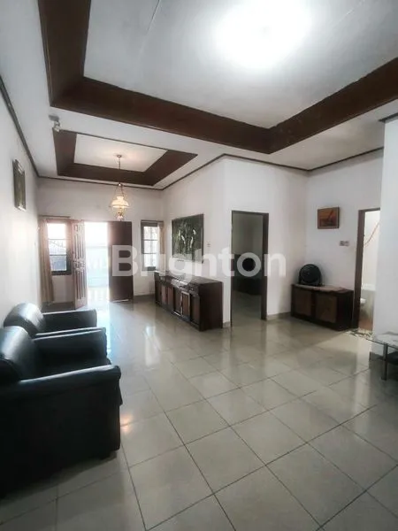 *DISEWAKAN HUNIAN STRATEGIS | SHM | FULLY FURNISHED – TAMAN GRIYA JIMBARAN*