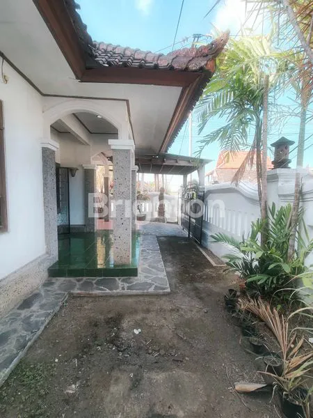 image *DISEWAKAN HUNIAN STRATEGIS | SHM | FULLY FURNISHED – TAMAN GRIYA JIMBARAN* (8)