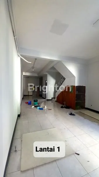 image RUKO 3 LANTAI PLAZA SEGI 8 DELAPAN SURABAYA BARAT DEKAT SCTV (2)