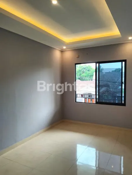 image RUMAH CANTI DI BSD (6)