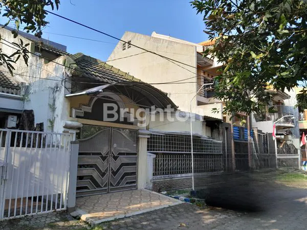 image ​RUMAH 1,5 LANTAI DI WISMA TROPODO, BISA TUKAR TAMBAH! (1)