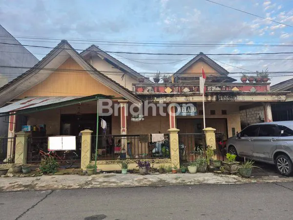 image RUMAH 2 LANTAI, PINGGIR JALAN (1)