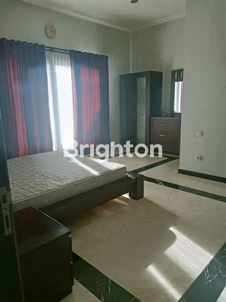 image RUMAH 2 LANTAI MEWAH MANYAR REJO DEKAT MERR KLAMPIS PETRA GM RS UNAIR (4)