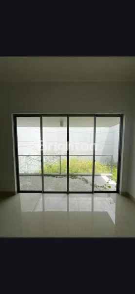 image RUMAH MEWAH SIAP HUNI GOLF ISLAND PIK (4)