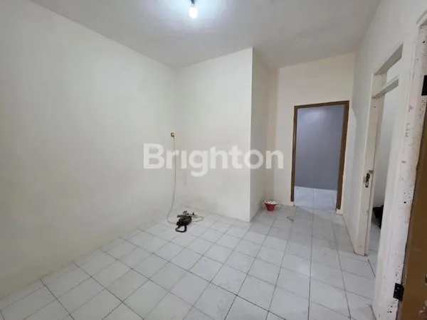 image RUMAH SWAN MENGANTI MAS GRESIK (6)