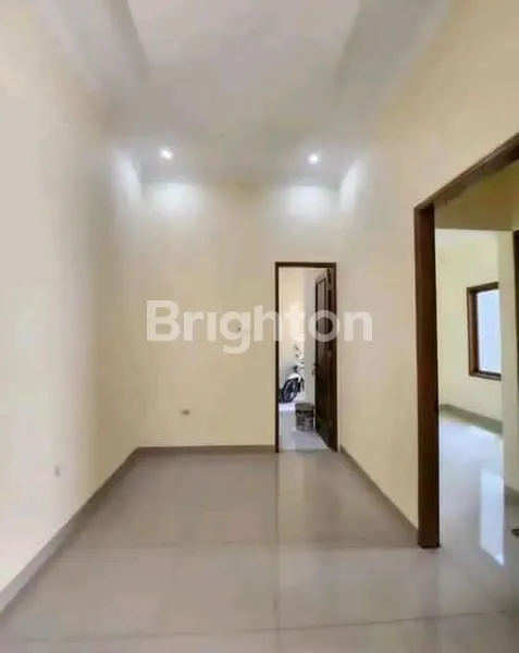 image RUMAH DIJUAL RAWAMANGUN  (8)