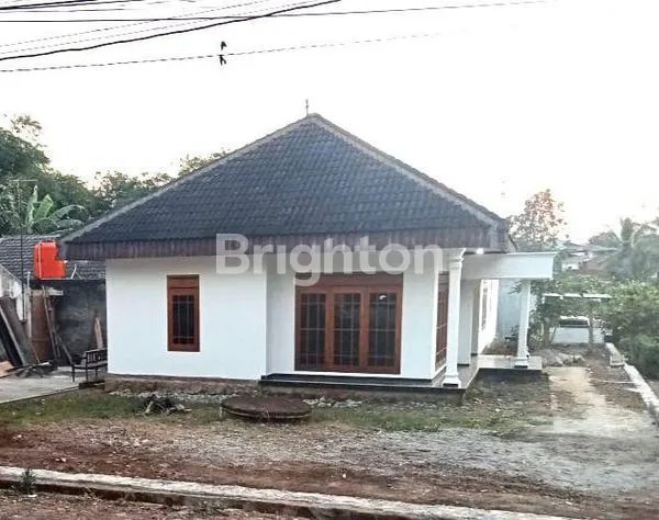 image RUMAH BAGUS SIAP HUNI DI SIDOREJO SALATIGA (3)