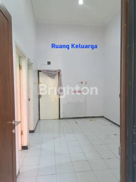 image DI JUAL CEPATT!! RUMAH MURAH DEKAT PERKANTORAN DAN MUDAH JANGKAU (2)