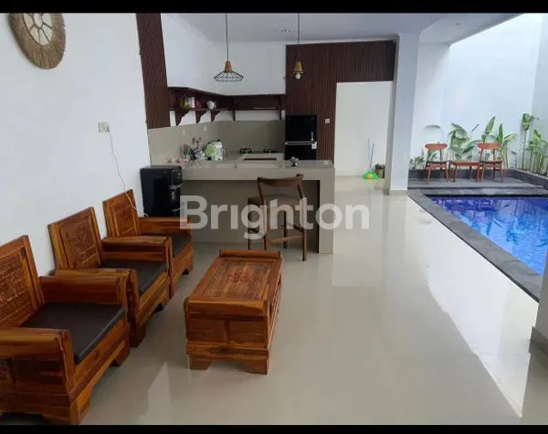 image TWO STOREY VILLA WITH 4 BEDROOM AT SANUR (3)