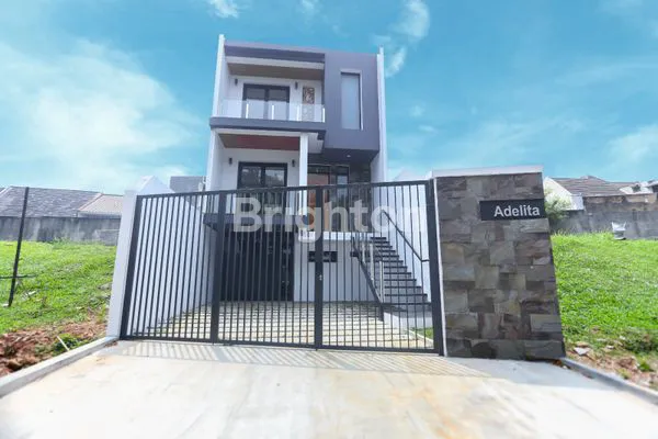 image RUMAH MEWAH BARU SIAP HUNI DI BUKIT GOLF RIVERSIDE (1)