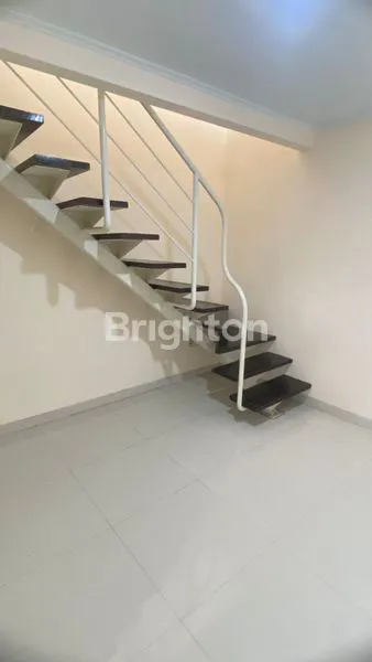 image DIJUAL RUMAH DI GEDANGAN SIDOARJO  (8)