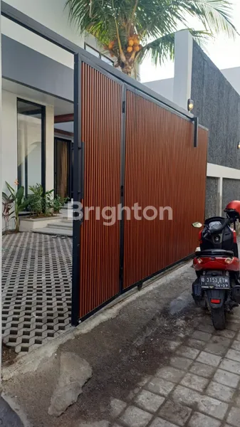 image VILLA EKSKLUSIF DI SANUR NEAR BY THE BEACH – 30 TAHUN LEASEHOLD (1)