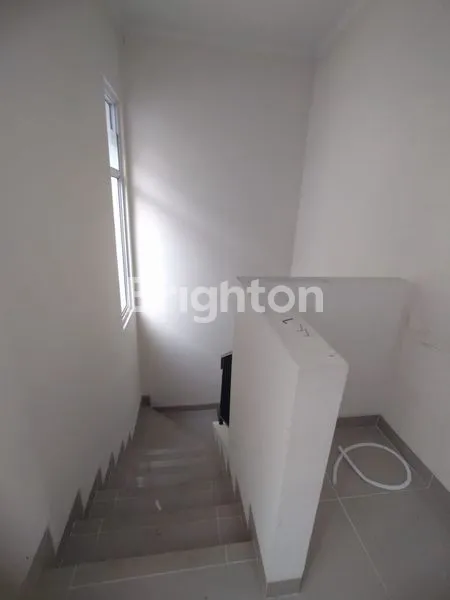 image RUMAH MINIMALIS CLUSTER VERDI GADING SERPONG (4)