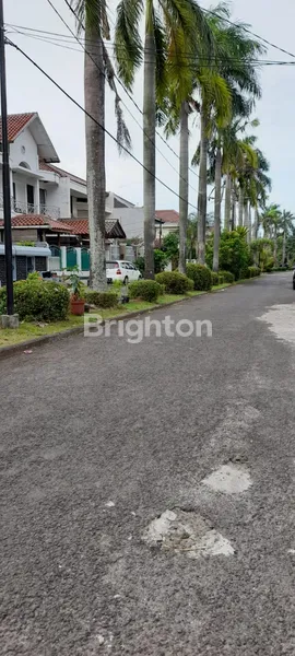 image RUMAH DEPAN JALAN BOULEVARD, LUAS DAN AKSES MUDAH, DI CIPULIR (3)