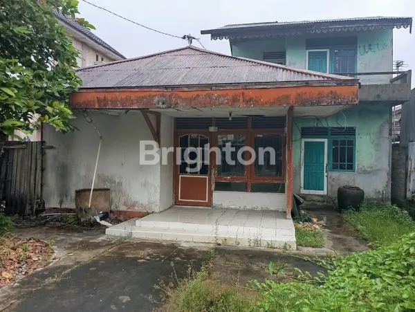image RUMAH 2 LANTAI STRATEGIS DI MANDAU PERMAI, DEKAT AREA KOMERSIAL (1)