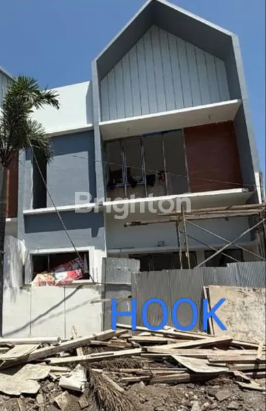 image PRAPEN INDAH. NEW HOUSE. COCOK UNTUK MAHASISWA UBAYA DAN PETRA. 4 KAMAR TIDUR (2)