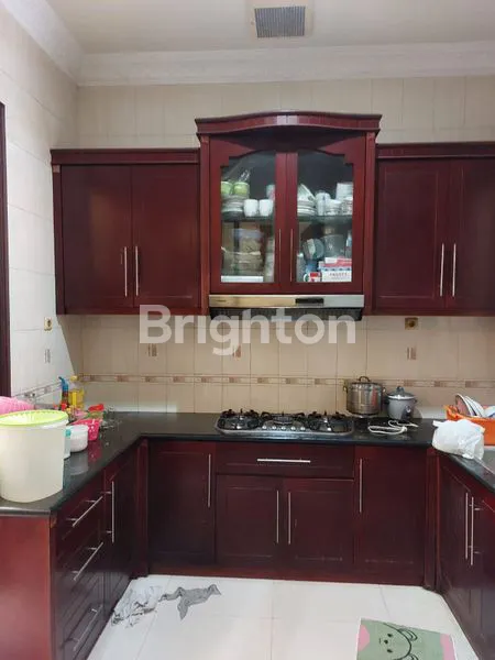 image TENGAH KOTA SLANGKAH JLN TIDAR RMH SECOND CANTIK HRGA UNDER MARKET ROW 3 MOBIL (5)