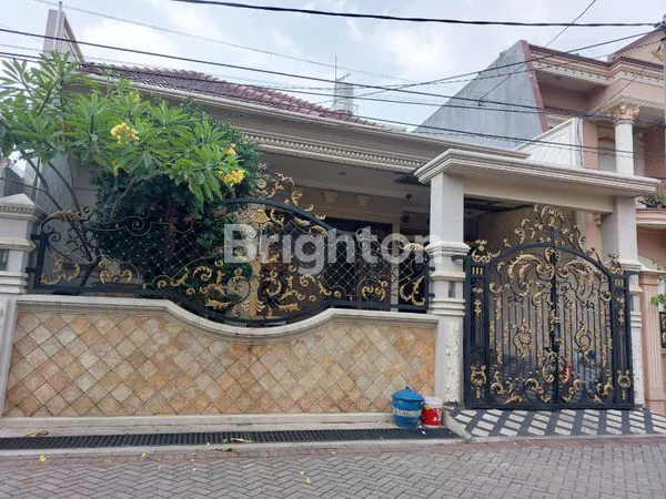 image TENGAH KOTA SLANGKAH JLN TIDAR RMH SECOND CANTIK HRGA UNDER MARKET ROW 3 MOBIL (1)