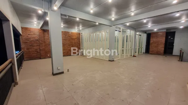 image DISEWAKAN RUKO RAYA TENGGILIS BAGUS SIAP PAKAI  (2)