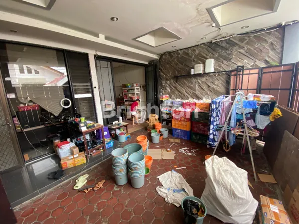 image HARGA OKE POL ! RUMAH + TOKO DENGAN 7 KAMAR TIDUR DI LOKASI STRATEGIS ( TIDAR ), KOTA MALANG (7)