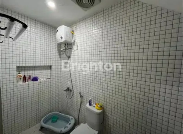 image RUMAH TAMAN ROYAL 2 LANTAI SIAP HUNI (7)