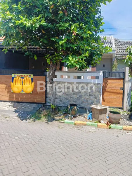 RUMAH MANIS DAN MURAH DENGAN HALAMAN BELAKANG LUAS