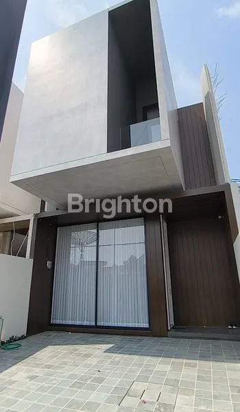 image MOJOARUM FULLY FURNISHED MEWAH CANTIK ROW 3 MOBIL. SELANGKAH DHARMAHUSADA KALIJUDAN (1)