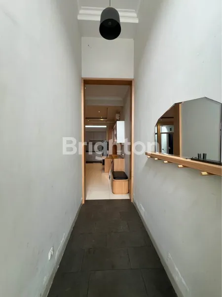 image SUKOLILO DIAN REGENCY 2 FULL FURNISH DAN DESAIN INTERIOR ISTIMEWAH (2)