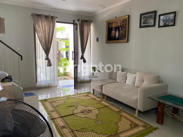 image RUMAH STRATEGIS DI NEO OASIS BINTARO (1)