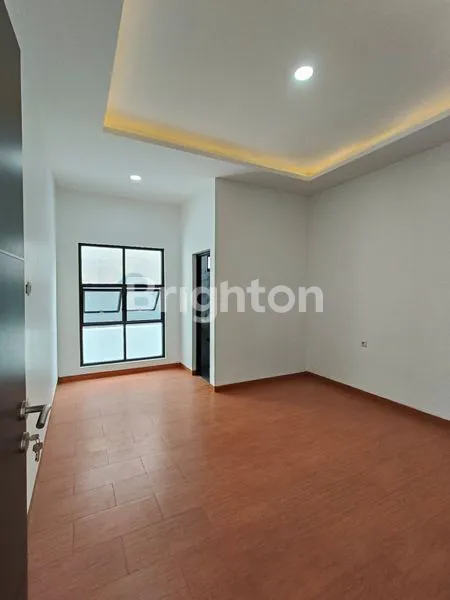 image RUMAH BARU (KAMAR MANDI TIAP KAMAR) DI MERUYA, BANGUNAN 2 LANTAI  (6)