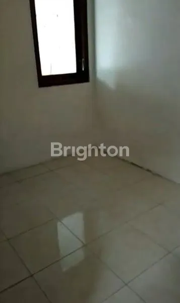 image BLULUKAN, COLOMADU, KARANGANYAR, RUMAH UKURAN STANDAR, AKSES KE JL RAYA TIDAK JAUH, COCOK UNTUK KANTOR MAUPUN TEMPAT TINGGAL (4)