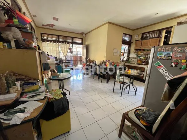 image RUMAH LUAS ONE GATE SYSTEM DI JIMBARAN (3)